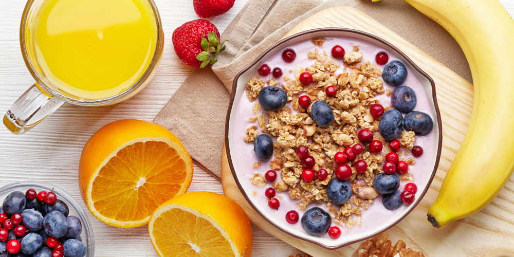 20 Foods to Eat and Avoid on an Empty Stomach